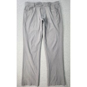 IZOD Golf Pants Mens Size 36X32 Gray Chinos Straight Leg Preppy‎ Casual Business
